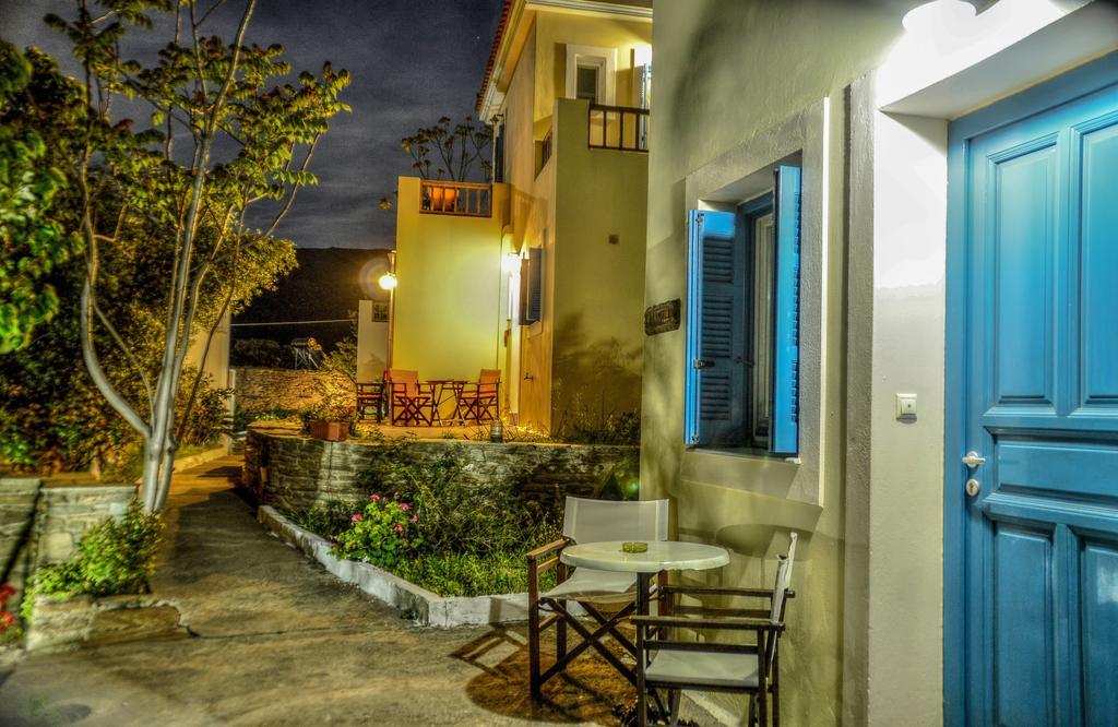 Mainades Maisonettes & Studios Menites Exterior photo